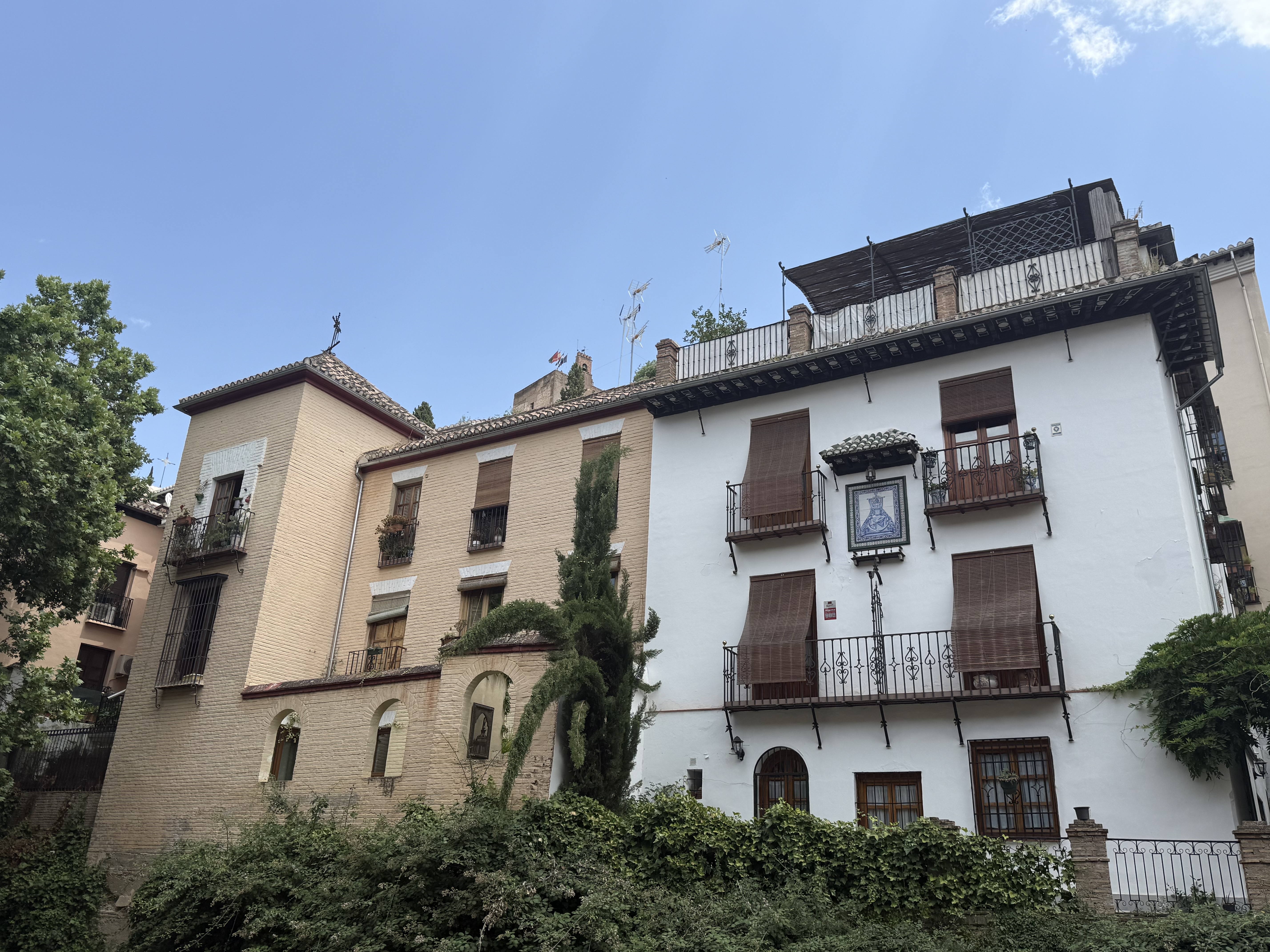 Granada Buildings or Homes